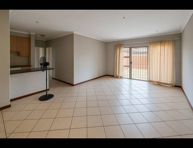 2 BEDROOM TOWNHOUSE FOR SALE IN EQUESTRIA